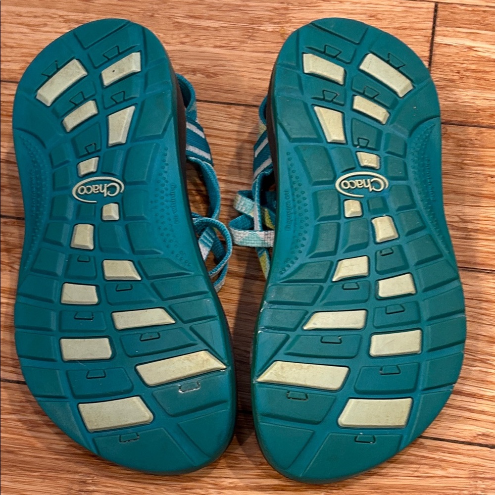 Chaco Kids' ZX/1 EcoTread Sandals Teal, Yellow, White Vacation Vibes Kid’s 4 - Picture 6 of 6